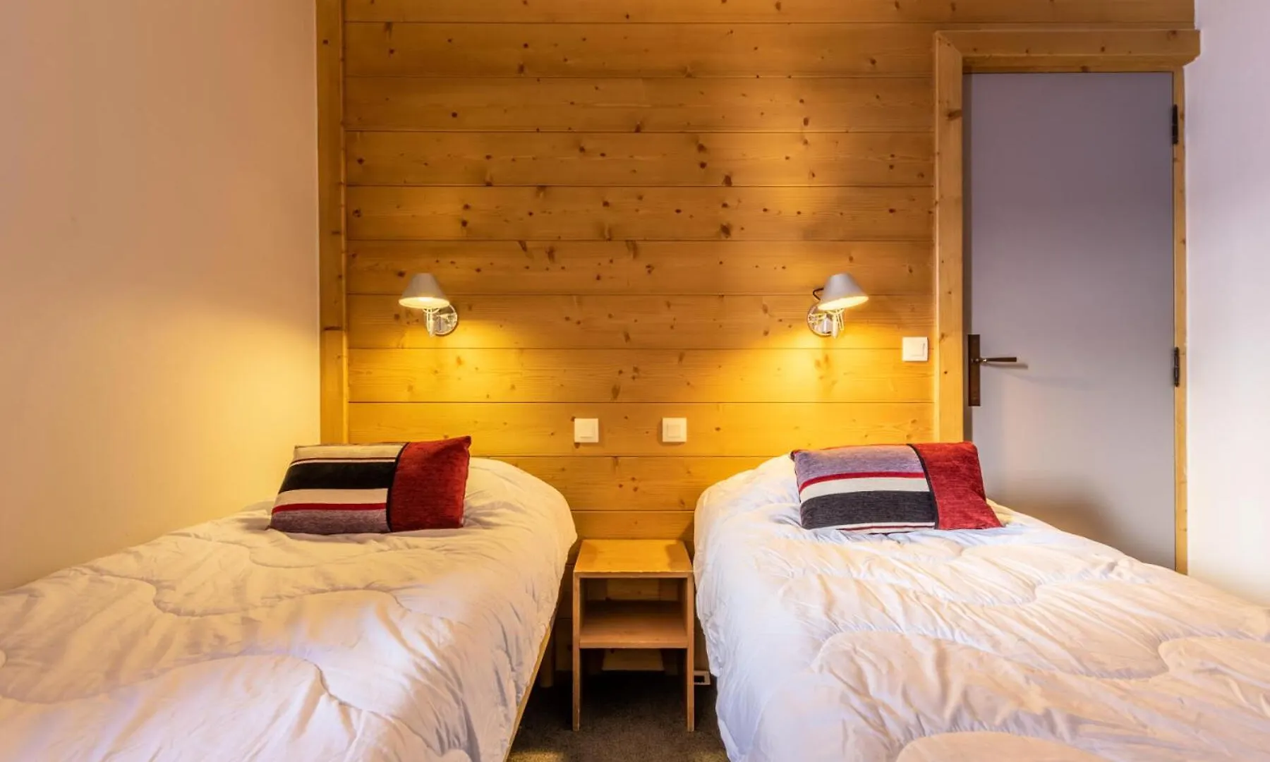 La Plagne-Tarentaise Residence Les Nereides - Maeva Home - Appartement 3 Pieces 7 Personnes - Prestige Mae-2704 0*, La Plagne-Tarentaise צרפת